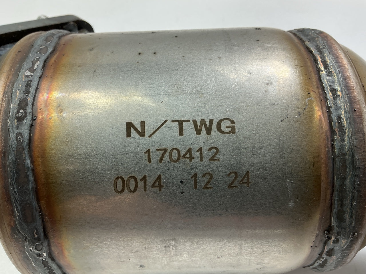 Blueflow 3021704 Front Right Catalytic Converter (3.6L Engines Only)