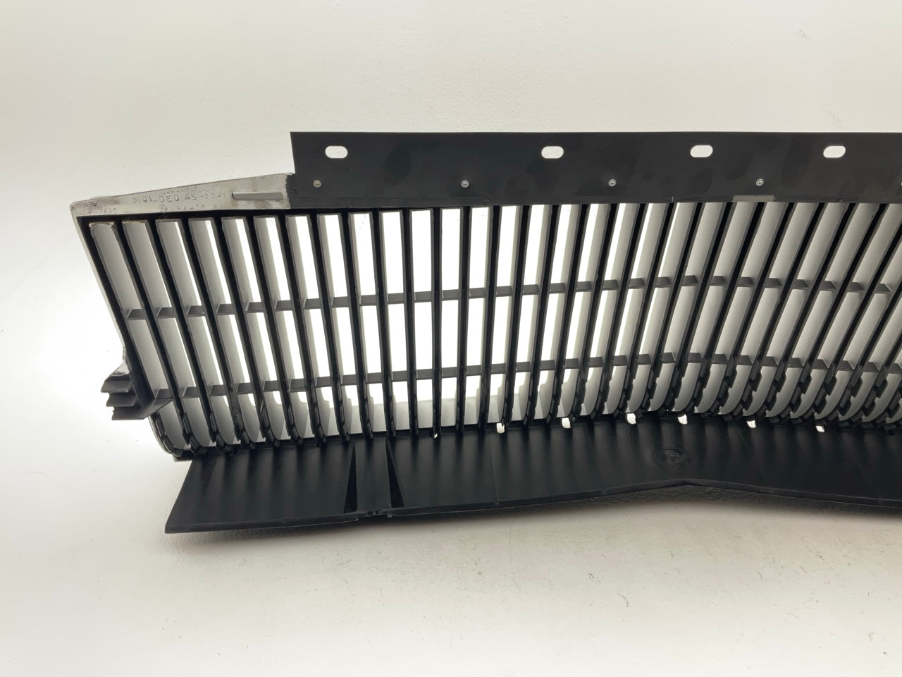 NEW AFTERMARKET - Front Grille 1986-1987 Buick Regal