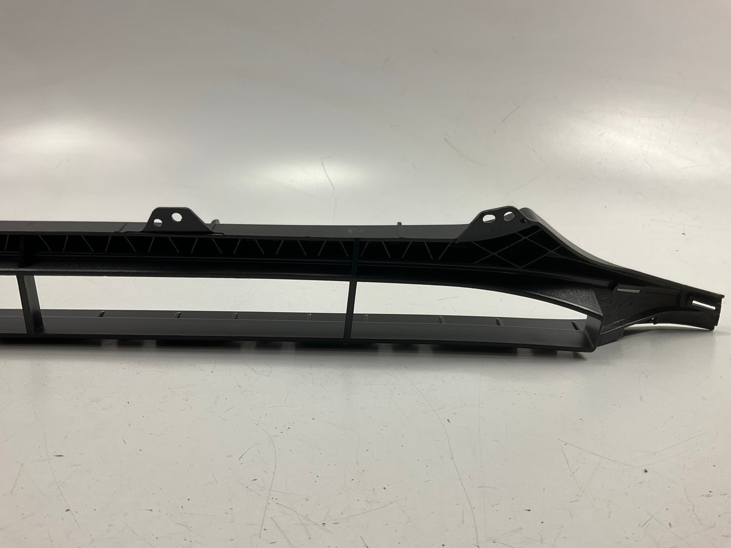 AFTERMARKET - FRONT Lower Center Bumper Grille - AU1036109