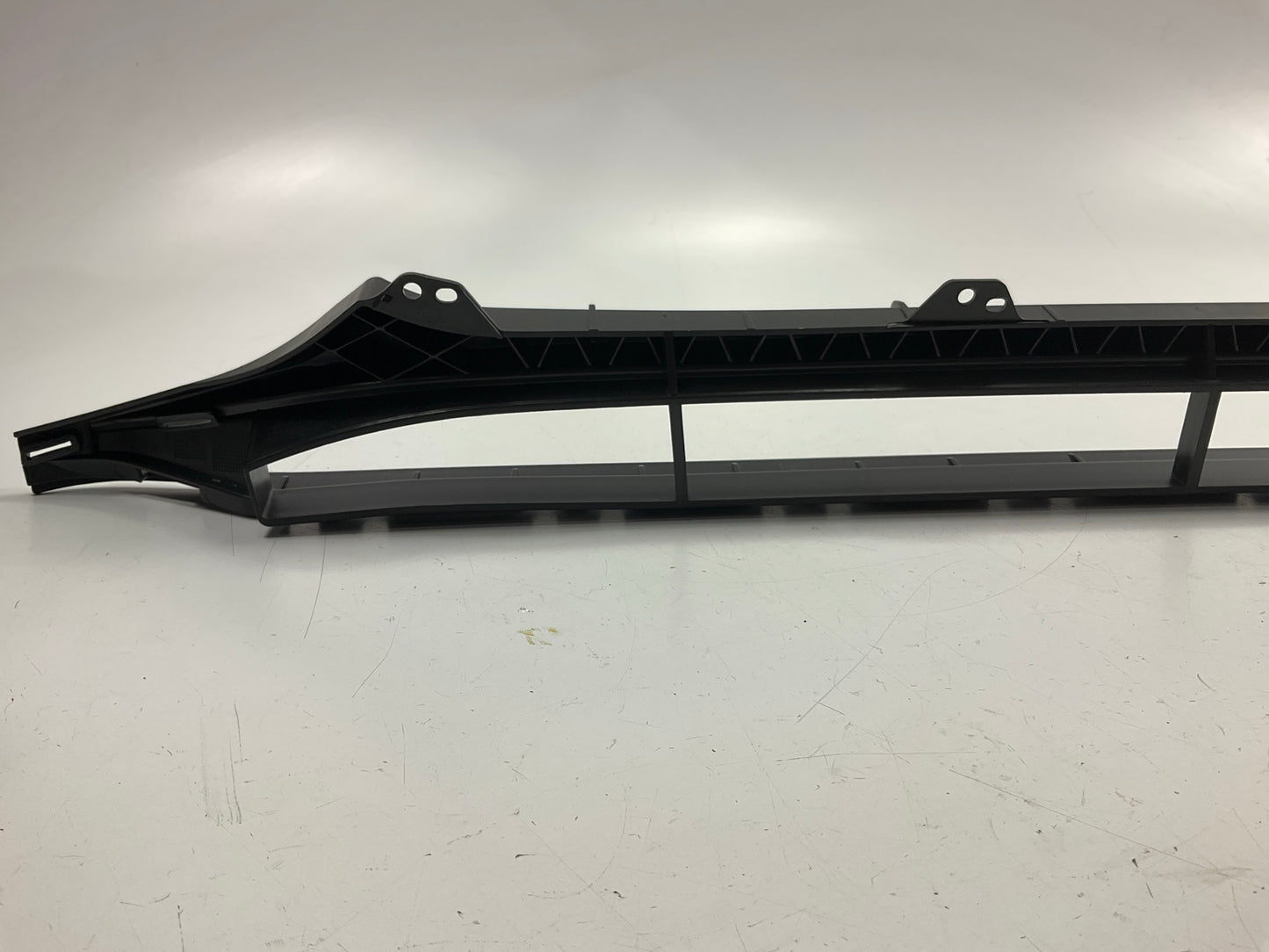 AFTERMARKET - FRONT Lower Center Bumper Grille - AU1036109