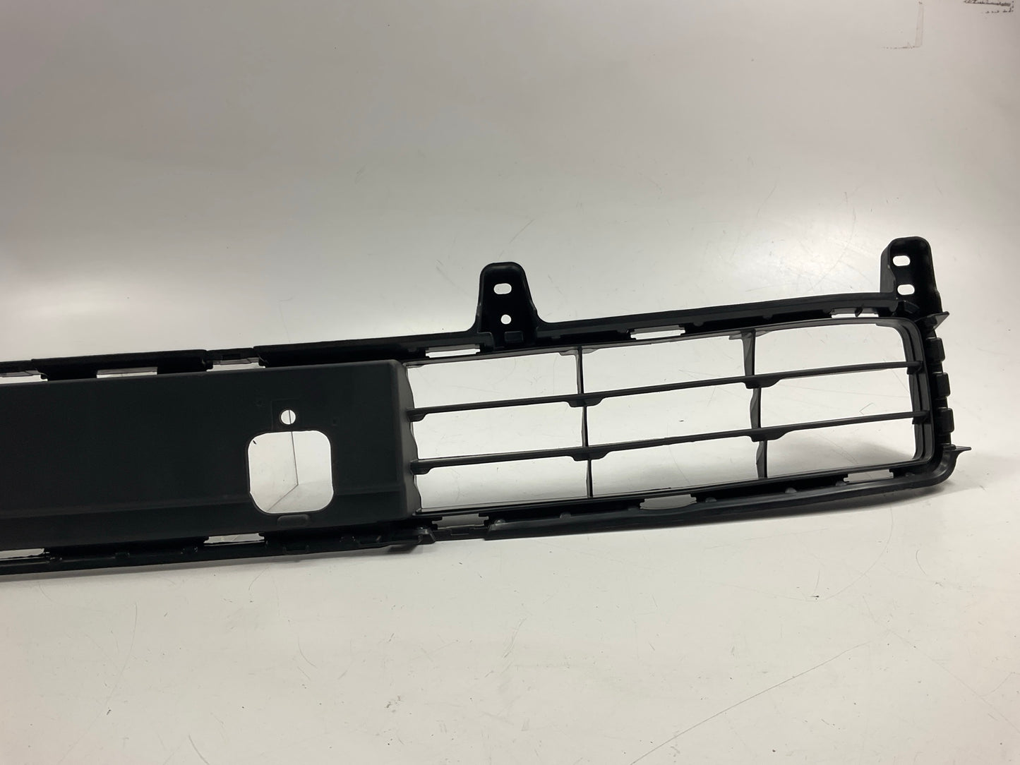 AFTERMARKET - Front Bumper Cover Grille 2013-15 Toyota Land Cruiser - TO1036154