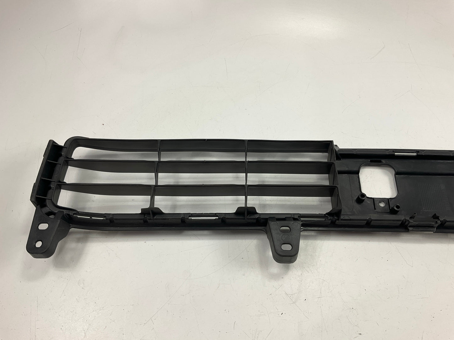 AFTERMARKET - Front Bumper Cover Grille 2013-15 Toyota Land Cruiser - TO1036154