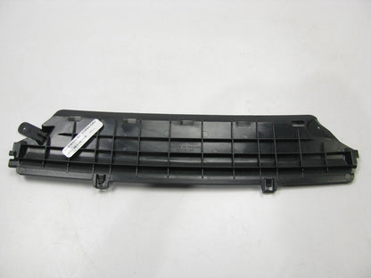 Aftemarket New MB1180105 Rear Bumper Filler For 2015-2020 Mercedes-Benz C-Class