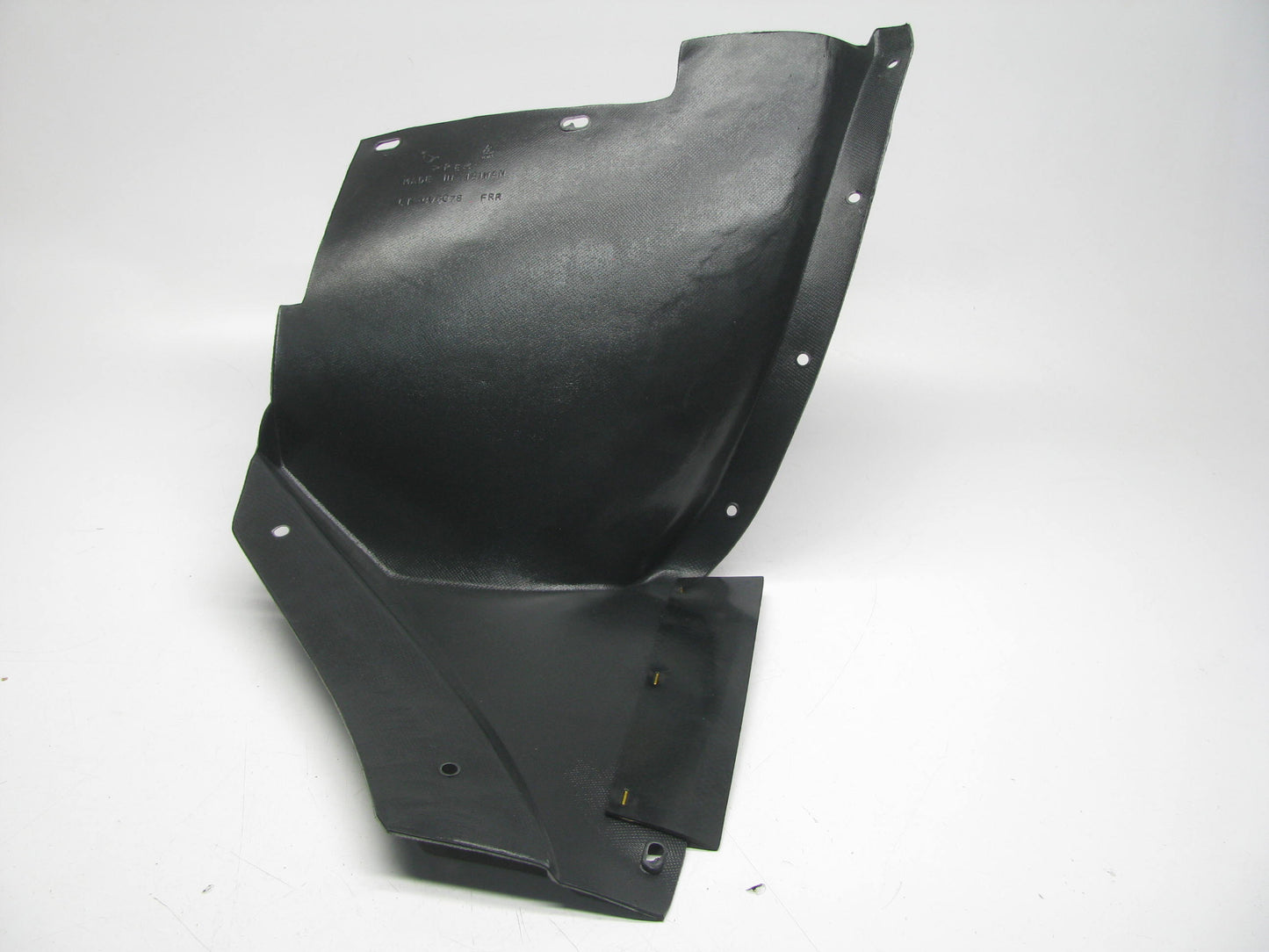 Rear Fender Liner Splash Shield Right  For 05-13 Corvette