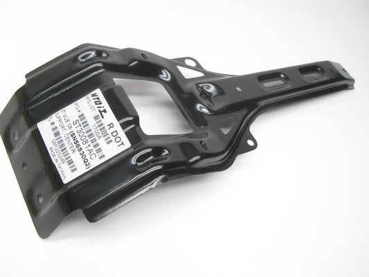 NEW AFTERMARKET Radiator Center Support Section / Hood Latch Support GM1225248