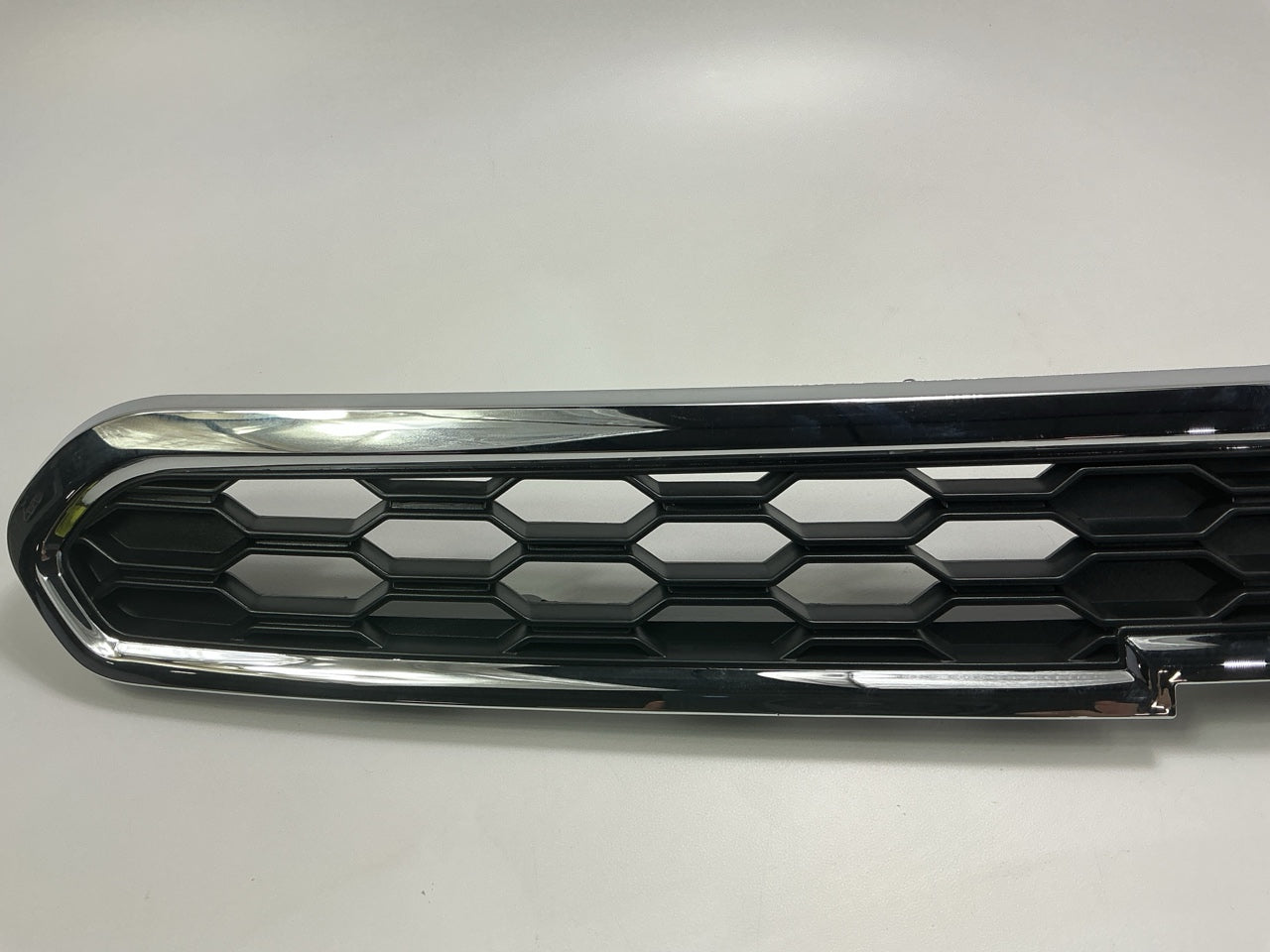 New Aftermarket 1384-01390 Front Upper Grille 2013-2015 Chevy Spark W/ Sport Pkg
