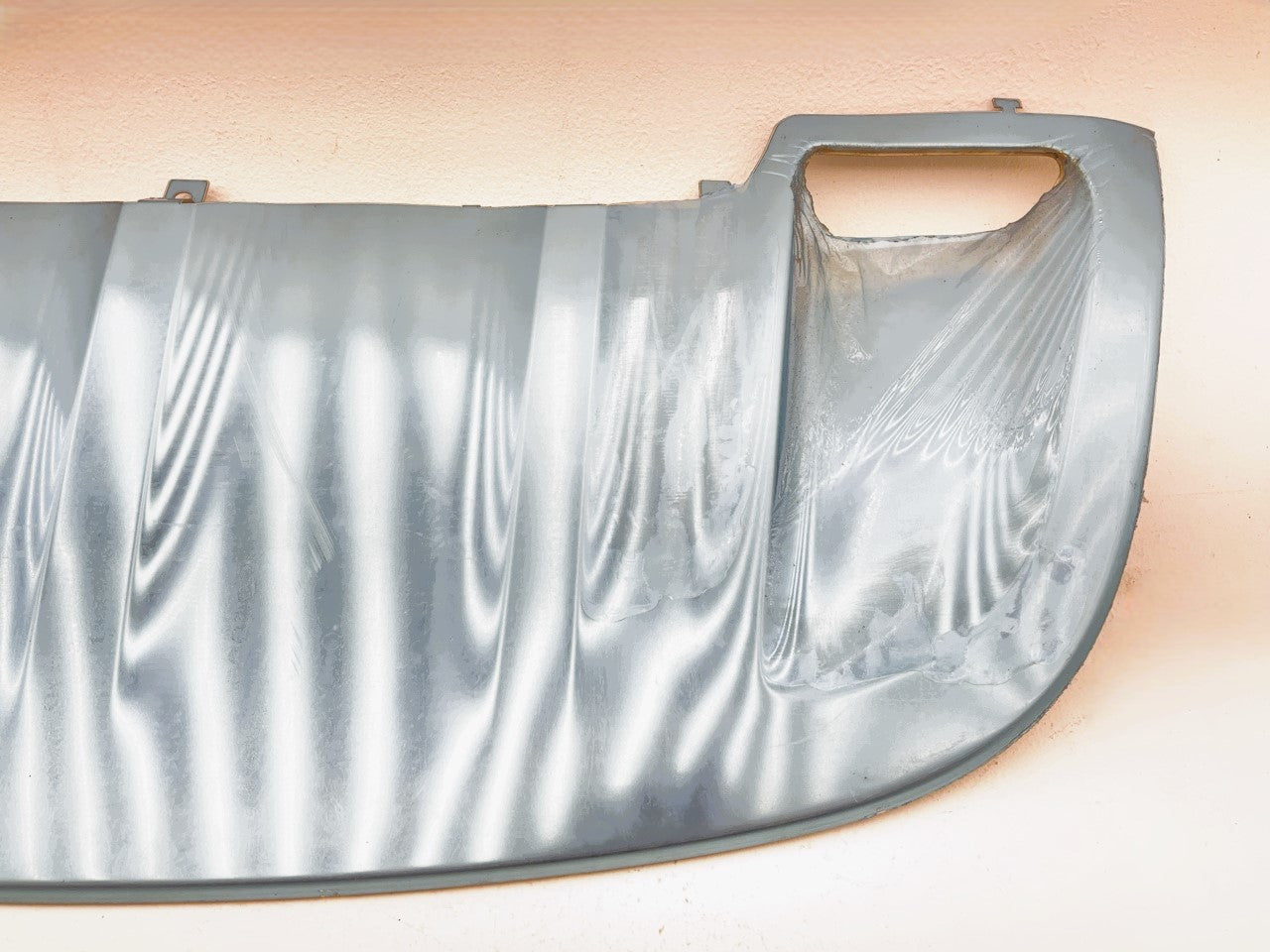 AFTERMARKET - Front Silver Skid Plate For 2011-2014 Porsche Cayenne - DENTED
