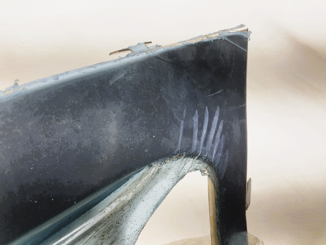 AFTERMARKET - Front Silver Skid Plate For 2011-2014 Porsche Cayenne - DENTED