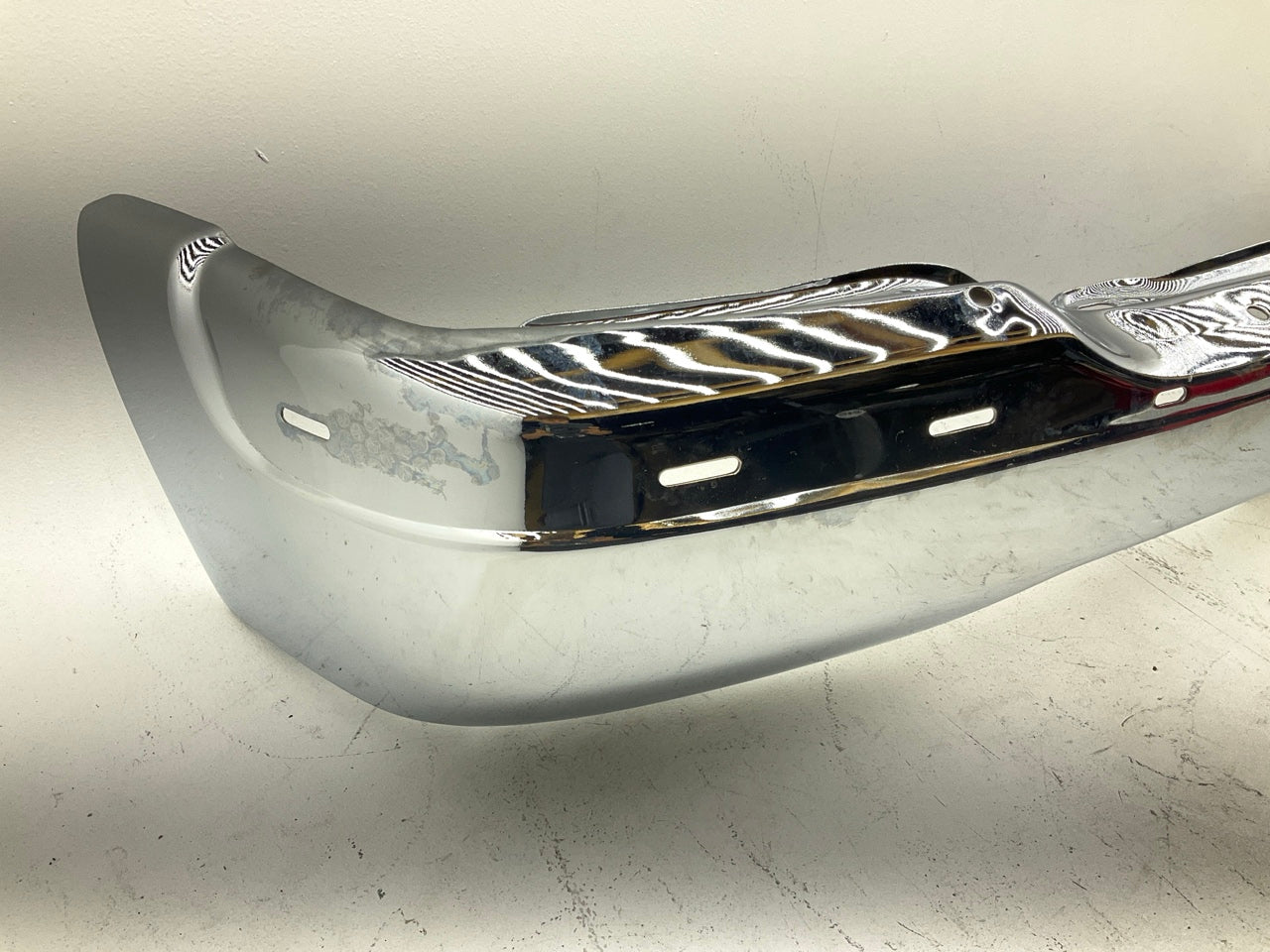 NEW AFTERMARKET 15758072 Front Bumper - 1999-2002 GMC Sierra 1500, 00-06 Yukon