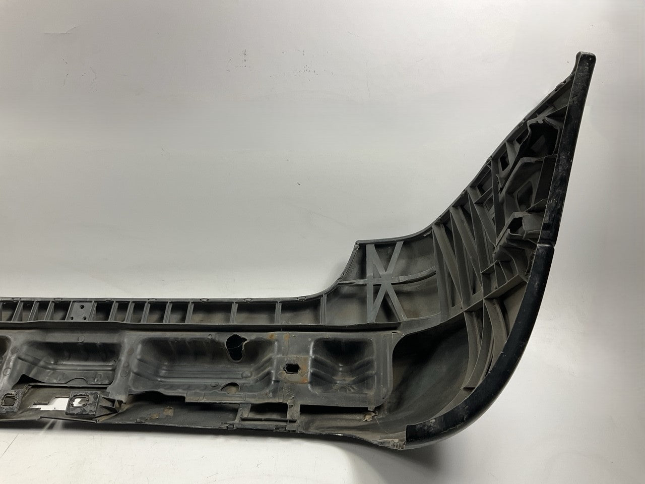 USED OUT OF BOX - Rear Bumper Cover For 1998-2001 Mercedes ML430 ML320 W160