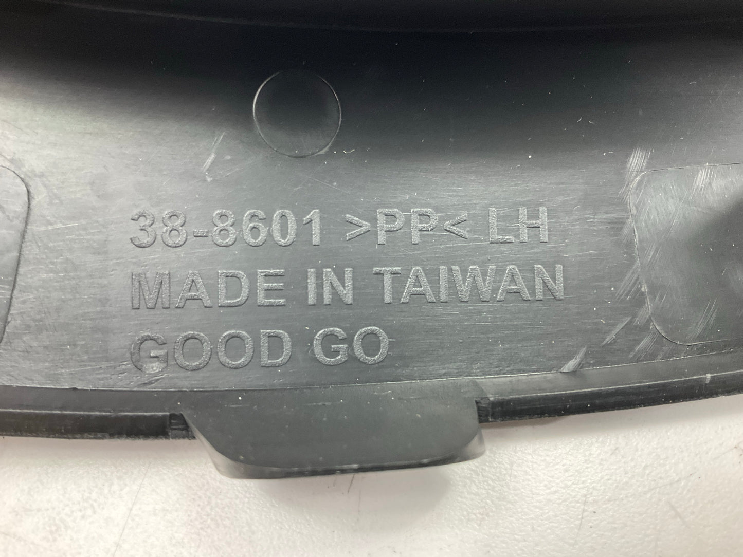 NEW AFTERMARKET Rear Left Bumper Cover Extension Prime Black 2011-13 Sorento