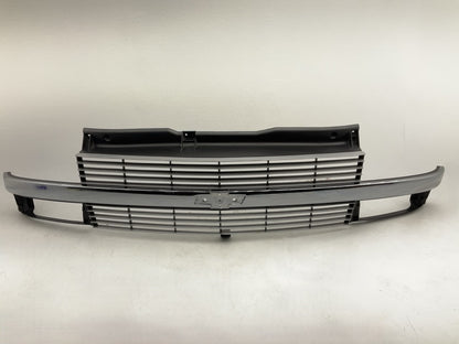 HAS SCRATCHES Front Grille 1995-2005 Chevy Astro Van OEM GM # 25112737