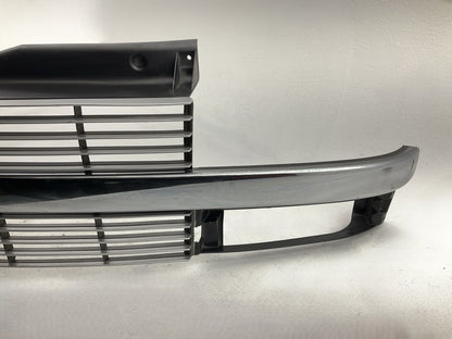 HAS SCRATCHES Front Grille 1995-2005 Chevy Astro Van OEM GM # 25112737