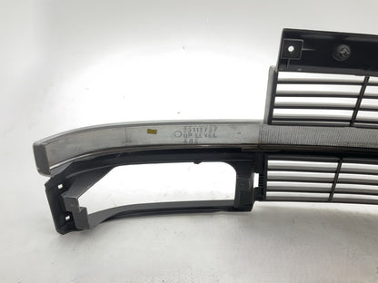 HAS SCRATCHES Front Grille 1995-2005 Chevy Astro Van OEM GM # 25112737