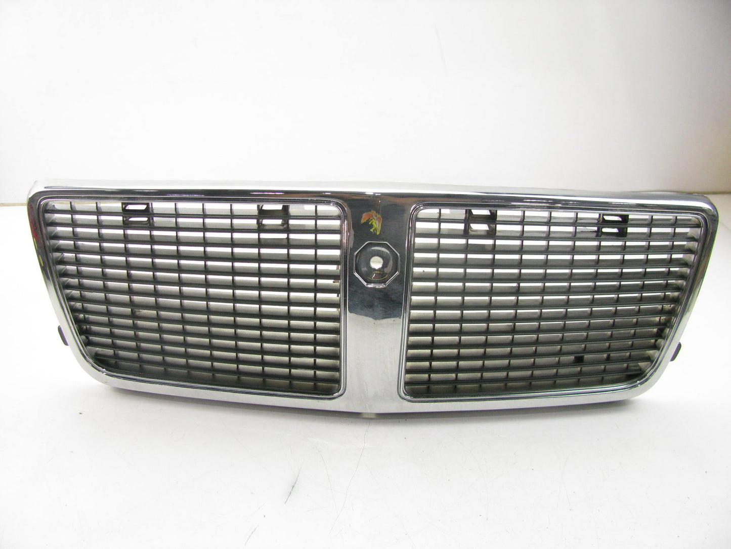 New Aftermarket 1985-1987 PONTIAC GRAND AM CHROME PLASTIC GRILLE