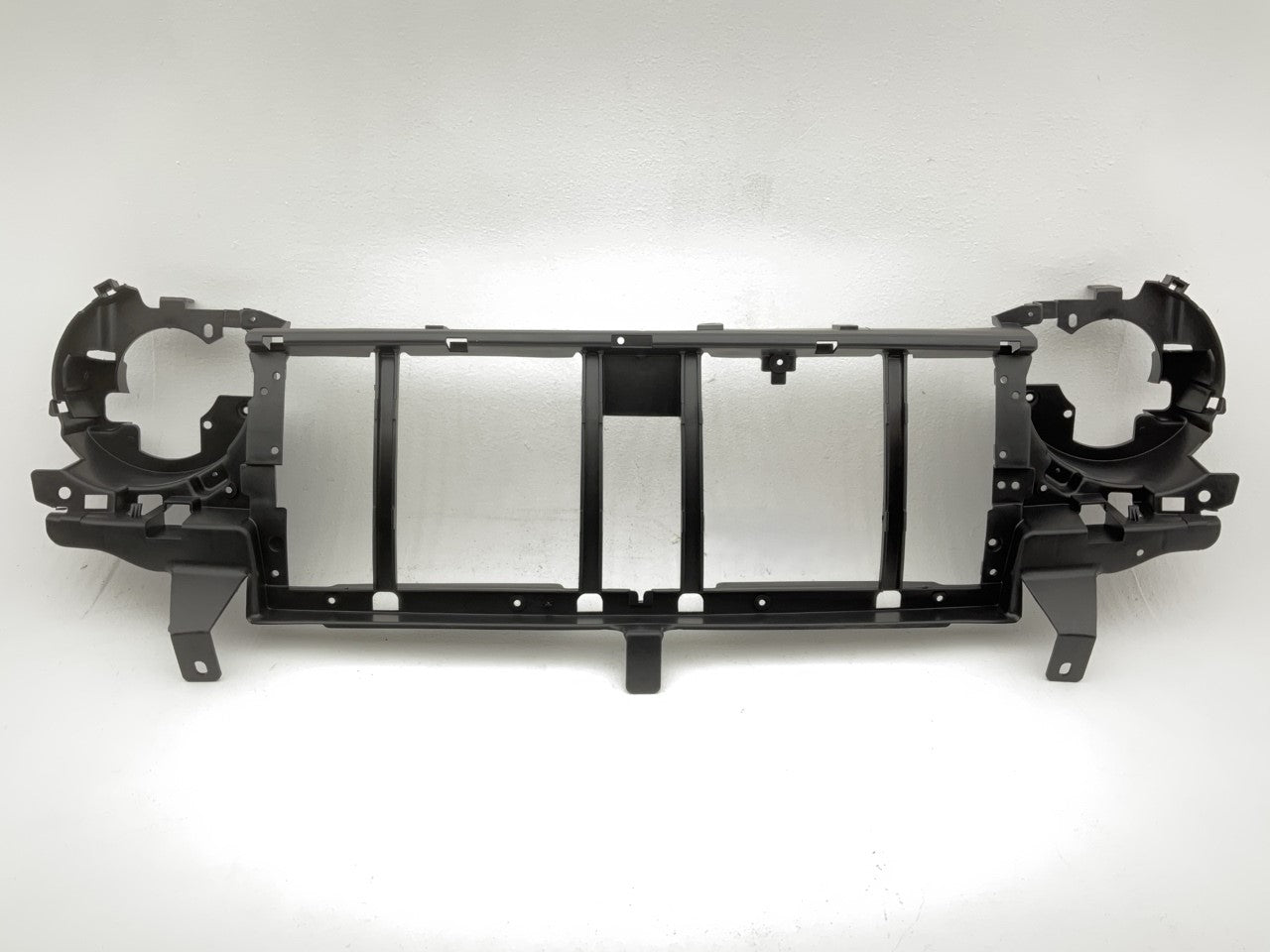 NEW 55155800AF Header Panel Grille Reinforcement For 2002-2004 Jeep Liberty
