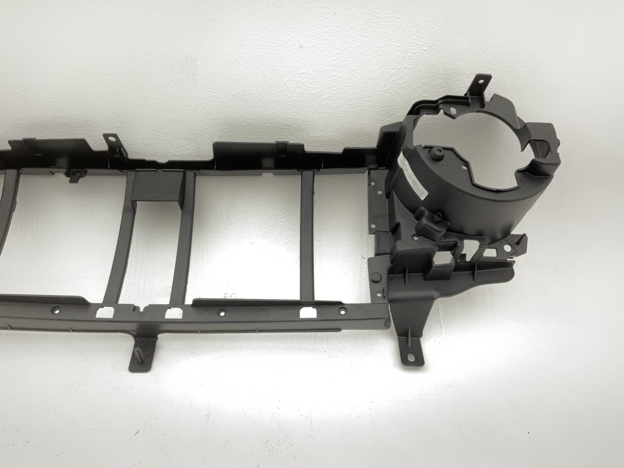 NEW 55155800AF Header Panel Grille Reinforcement For 2002-2004 Jeep Liberty