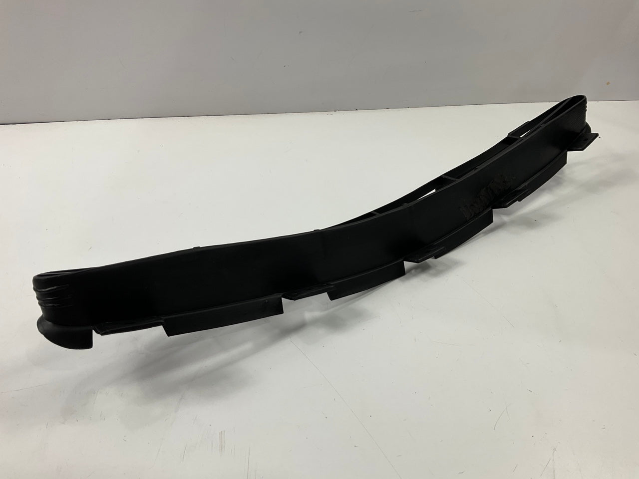 NEW AFTERMARKET - 1996-1997 Ford Taurus Grille FO1200311