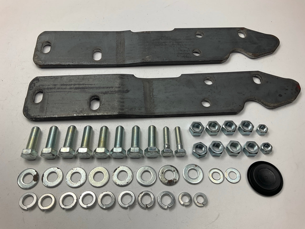 FEY 92220 Rear Bumper Bar Mounting Kit 1988-1998 Chevy GMC K2500 Truck C2500