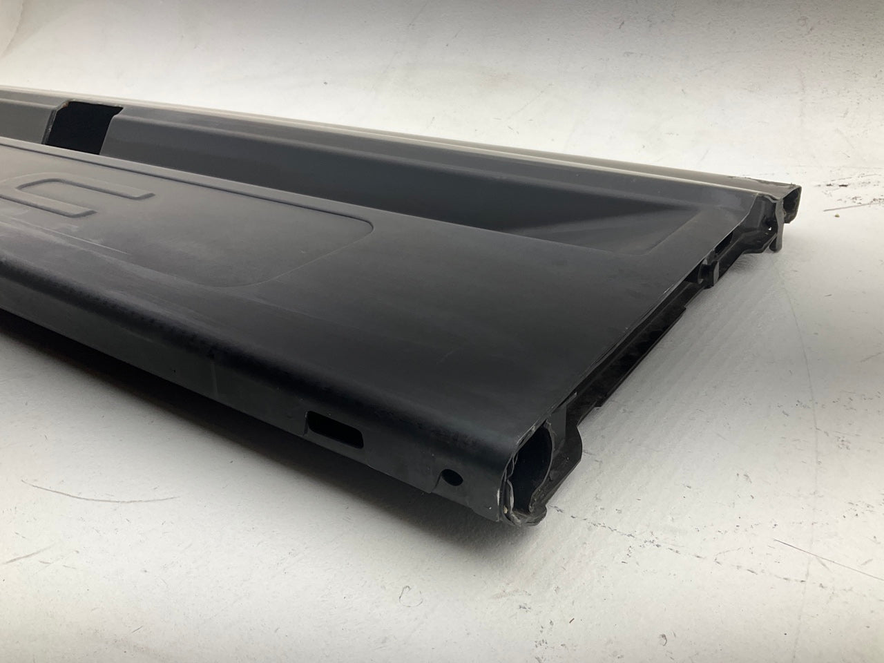 USED AFTERMARKET 925-4967 Fleetside Tailgate 1967-1972 GMC Pickup W/ GMC Letters