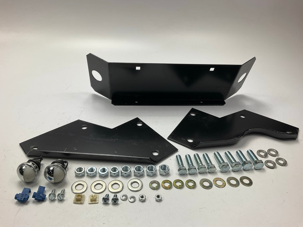 FEY 94180 Rear Quad Tube Bumper Bracket Mounting Kit 1983-1990 Chevy S10 GMC S15