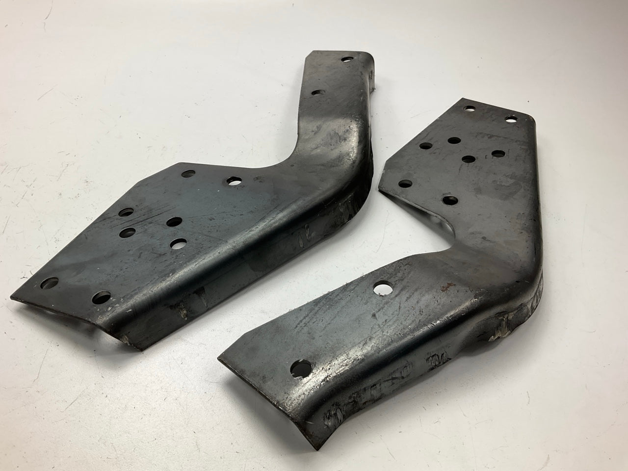 FEY 95300 Rear Bumper Mounting Mount Bracket Kit For 1986-1997 Nissan D21 Pickup