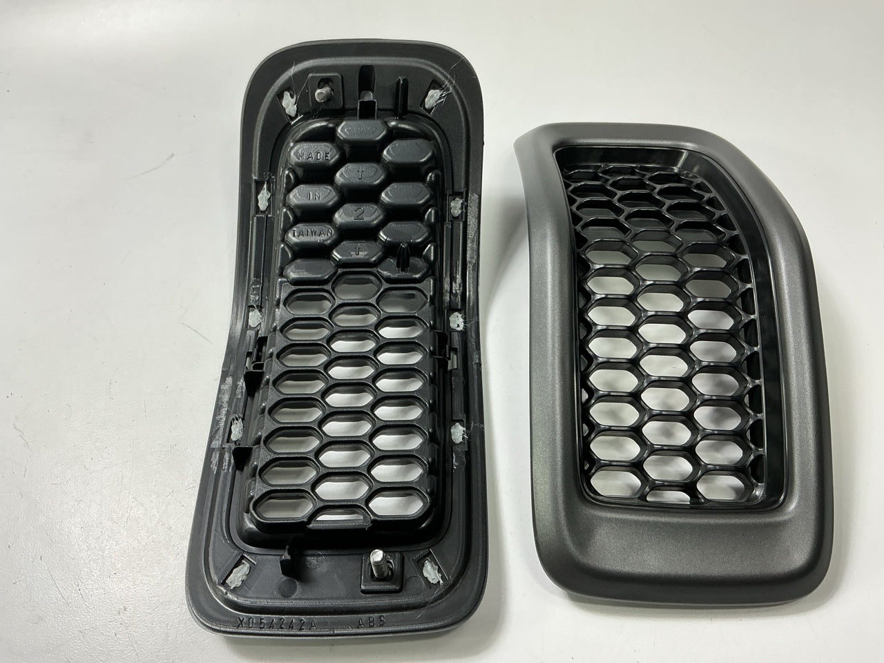 NEW AFTERMARKET 7 Piece Front Black Mesh Grille For 2014-2016 Jeep Cherokee