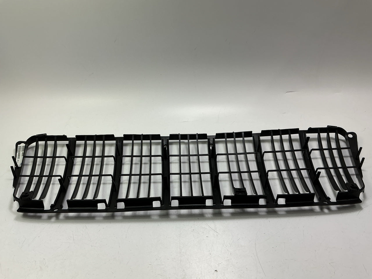 NEW AFTERMARKET AMJ3070GU Grille Insert For 1999-2003 Jeep Grand Cherokee