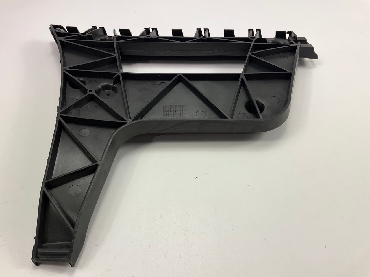 AFTERMARKET - Rear Left Bumper Cover Retainer For 2009-2012 Audi SA S4 Quattro