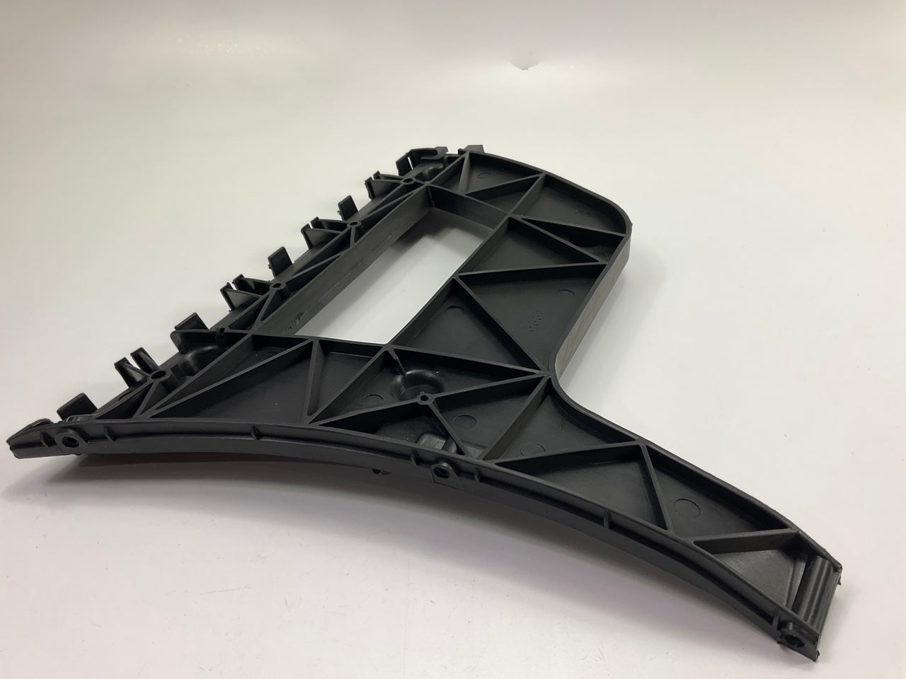 AFTERMARKET - Rear Left Bumper Cover Retainer For 2009-2012 Audi SA S4 Quattro