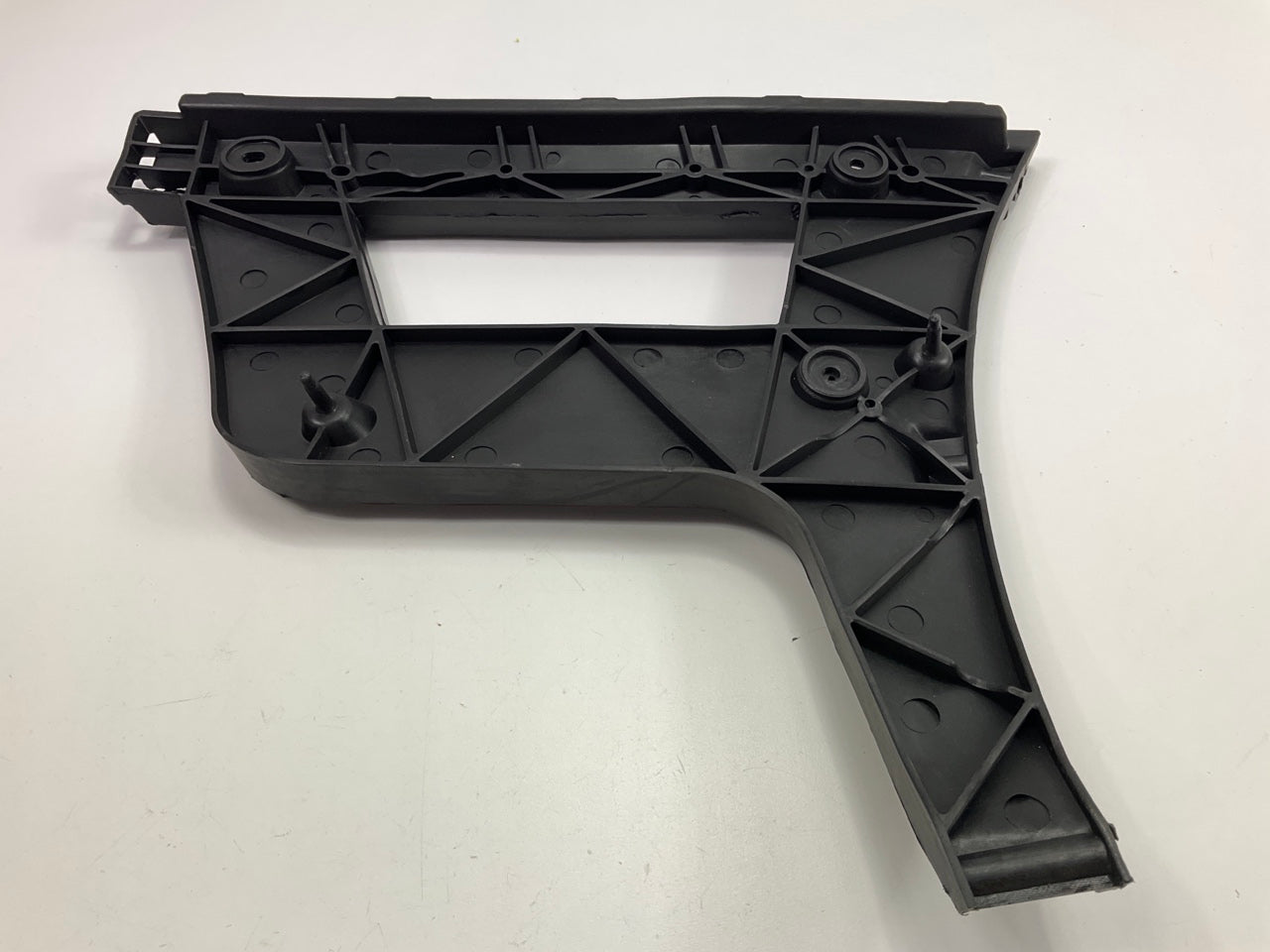 AFTERMARKET - Rear Left Bumper Cover Retainer For 2009-2012 Audi SA S4 Quattro