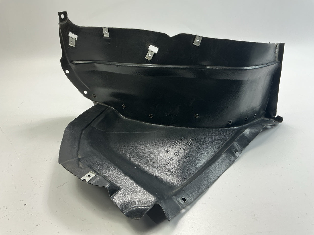 NEW AFTERMARKET AU1249139 Front Right Fender Liner - 2015-2018 Audi Q3