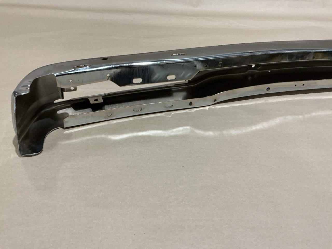 NEW Aftermarket BKL1029B0 Rear Chrome Bumper For 1990-1991 Buick LeSabre