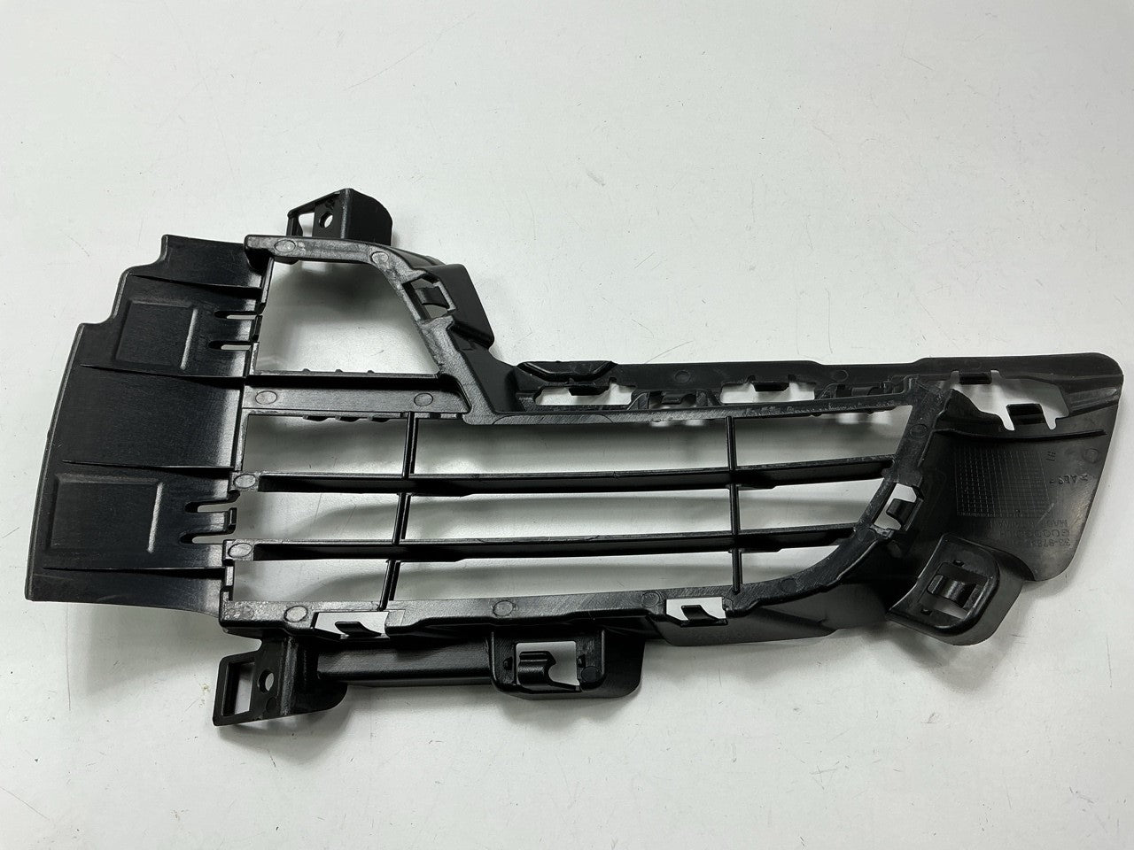 BM1038150 Front Left Fog Light Lamp Cover For 2014-2018 BMW X5 - AFTERMARKET