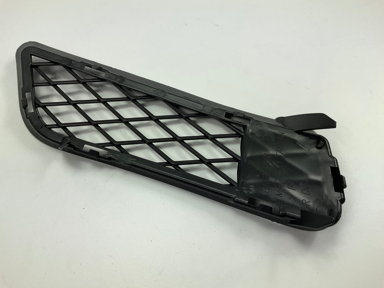 NEW AFTERMARKET Front Right Bumper Grille Trim Mesh For 2011-2014 BMW X3
