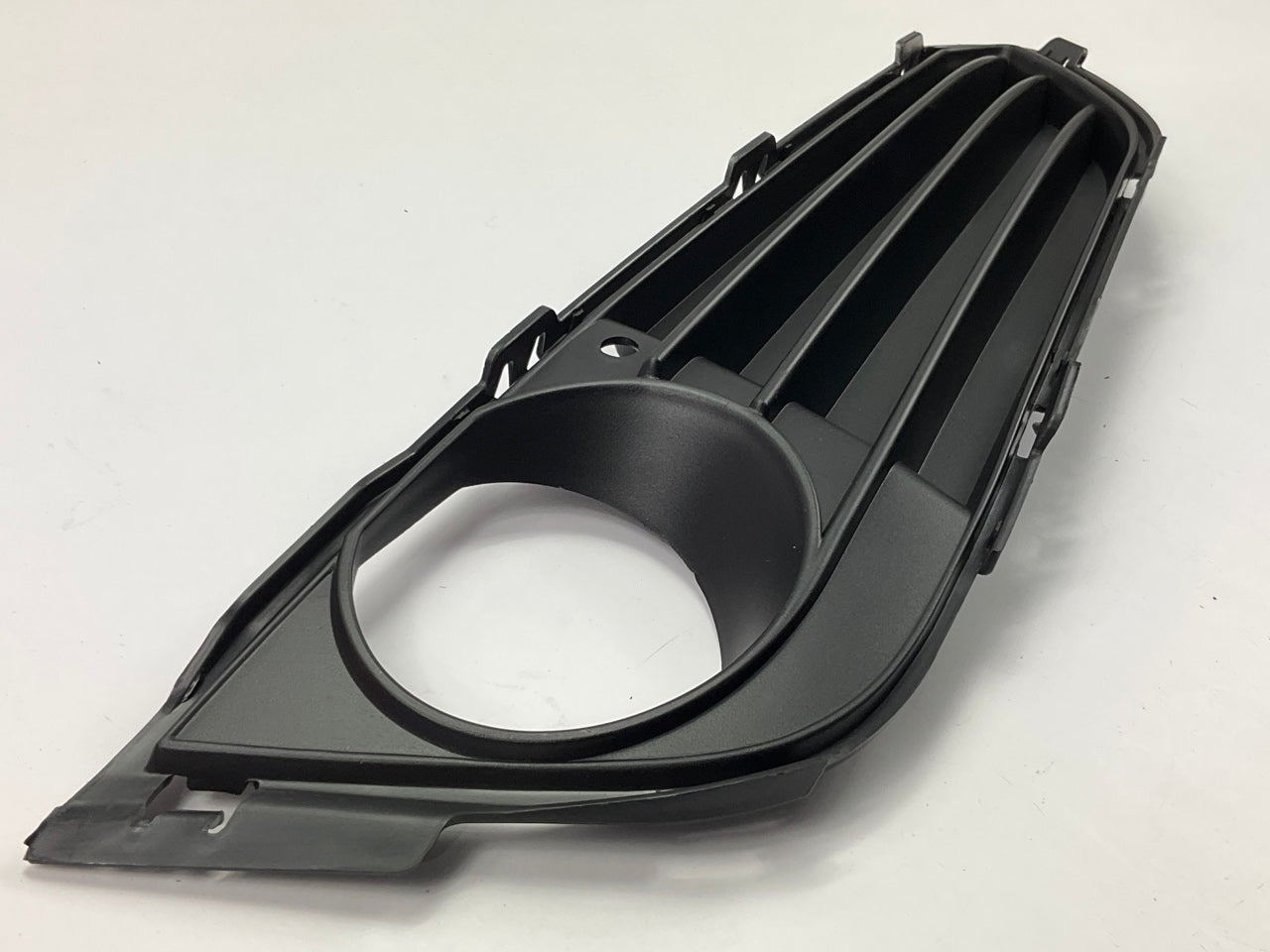 NEW AFTERMARKET Front Right Fog Light Lamp Trim Bezel 2014-2021 228i 230i