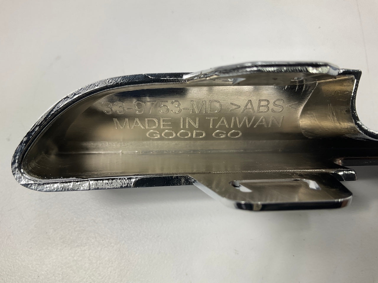 NEW AFTERMARKET Front Right Side Lower Bumper Trim For 13-15 BMW 740i, 750i