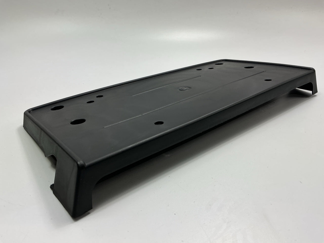NEW AFTERMARKET BM1068118 Front License Plate Bracket 13-15 BMW X1 M Pack.
