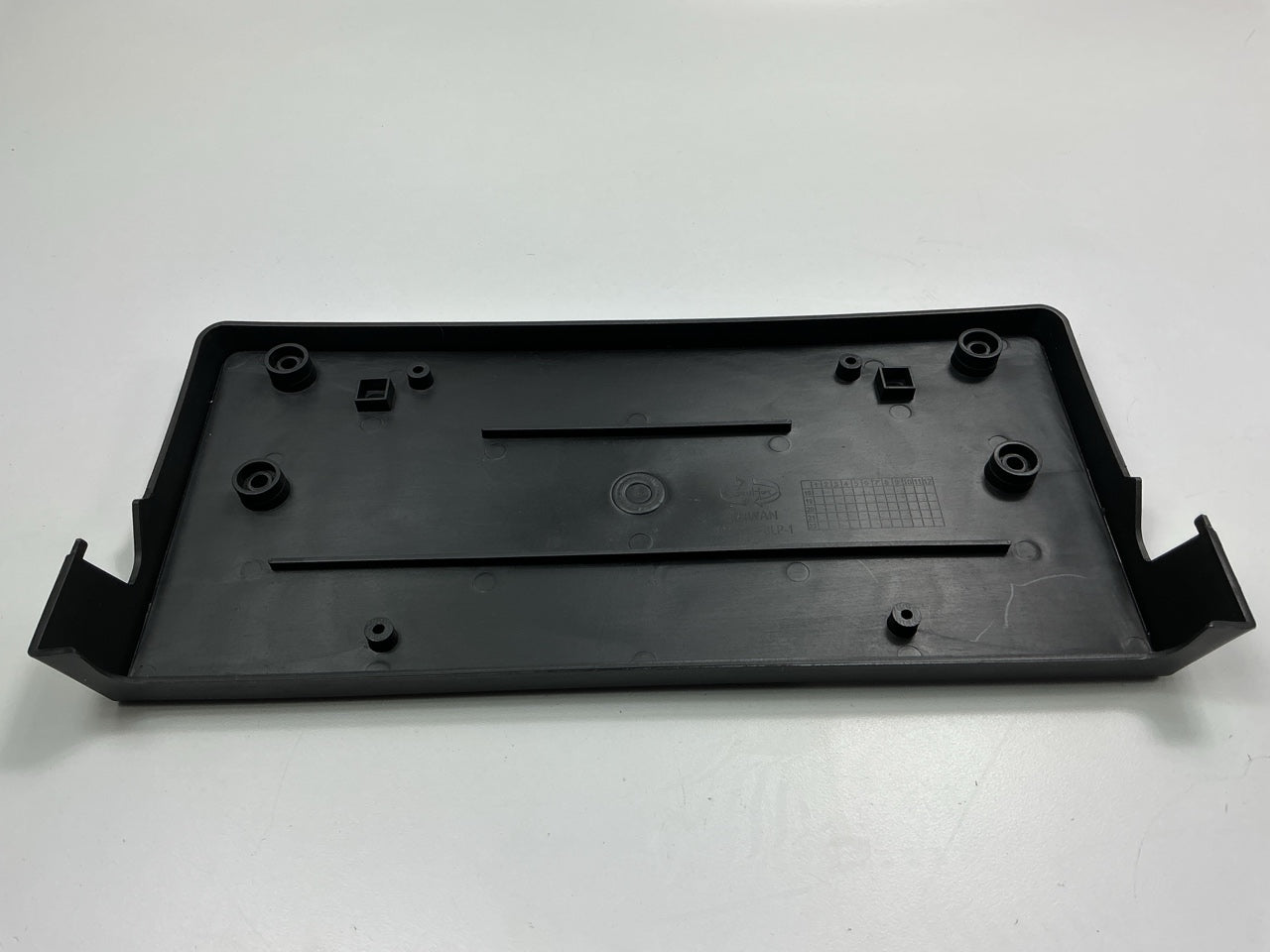 NEW AFTERMARKET BM1068118 Front License Plate Bracket 13-15 BMW X1 M Pack.