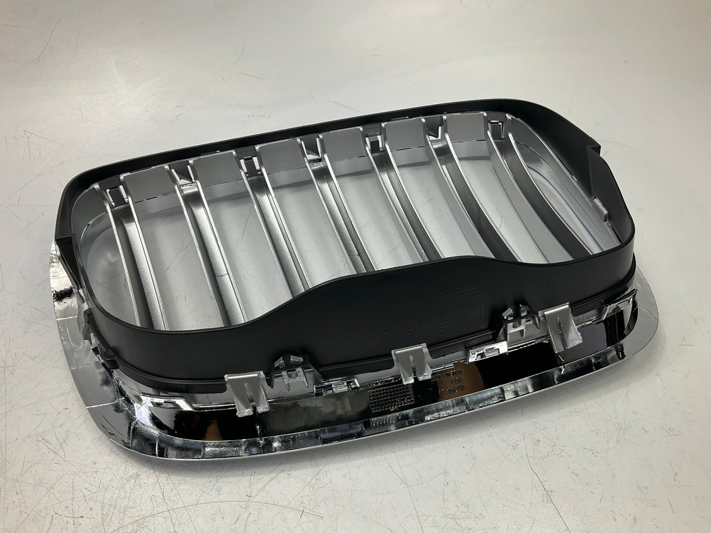 NEW - AFTERMARKET Front Upper Left Driver Side Grille For 2013-2014 BMW X6 E71