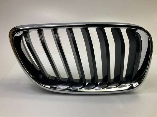 NEW AFTERMARKET Front Right Upper Grille Black Bars BM1200273