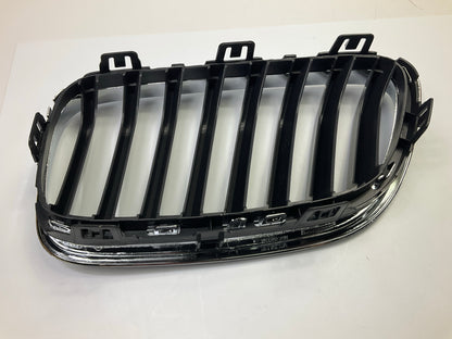 NEW AFTERMARKET Front Right Upper Grille Black Bars BM1200273