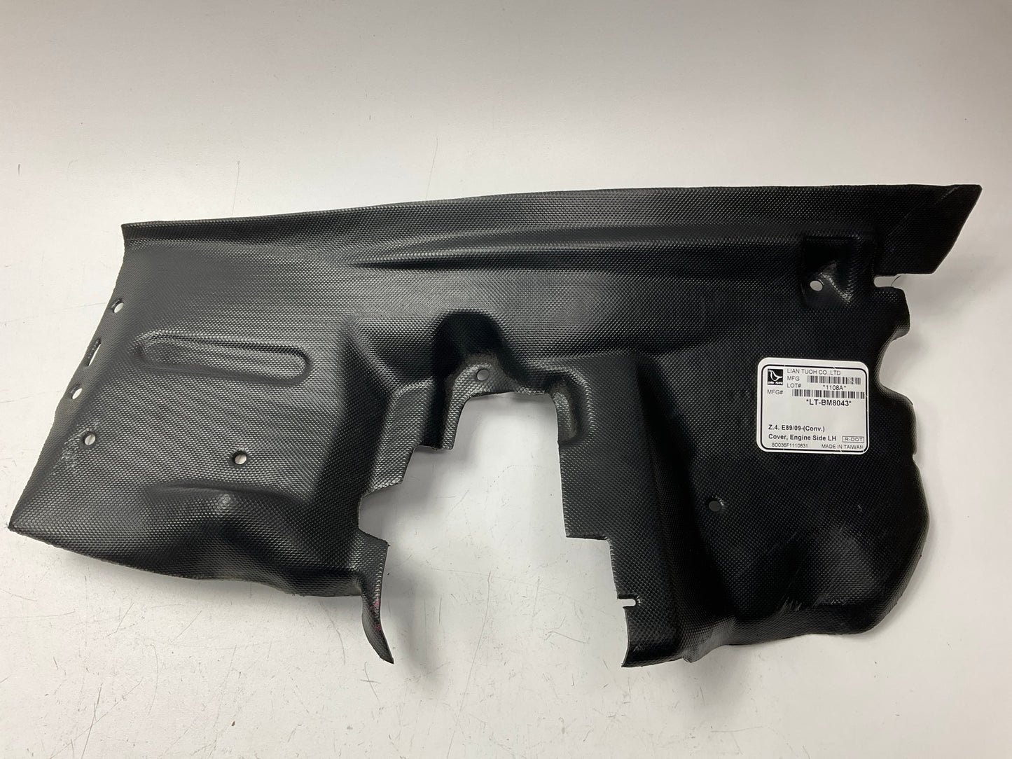 BM1228148 Radiator Support Side Panel Front Left For 2009-2016 BMW Z4 E89