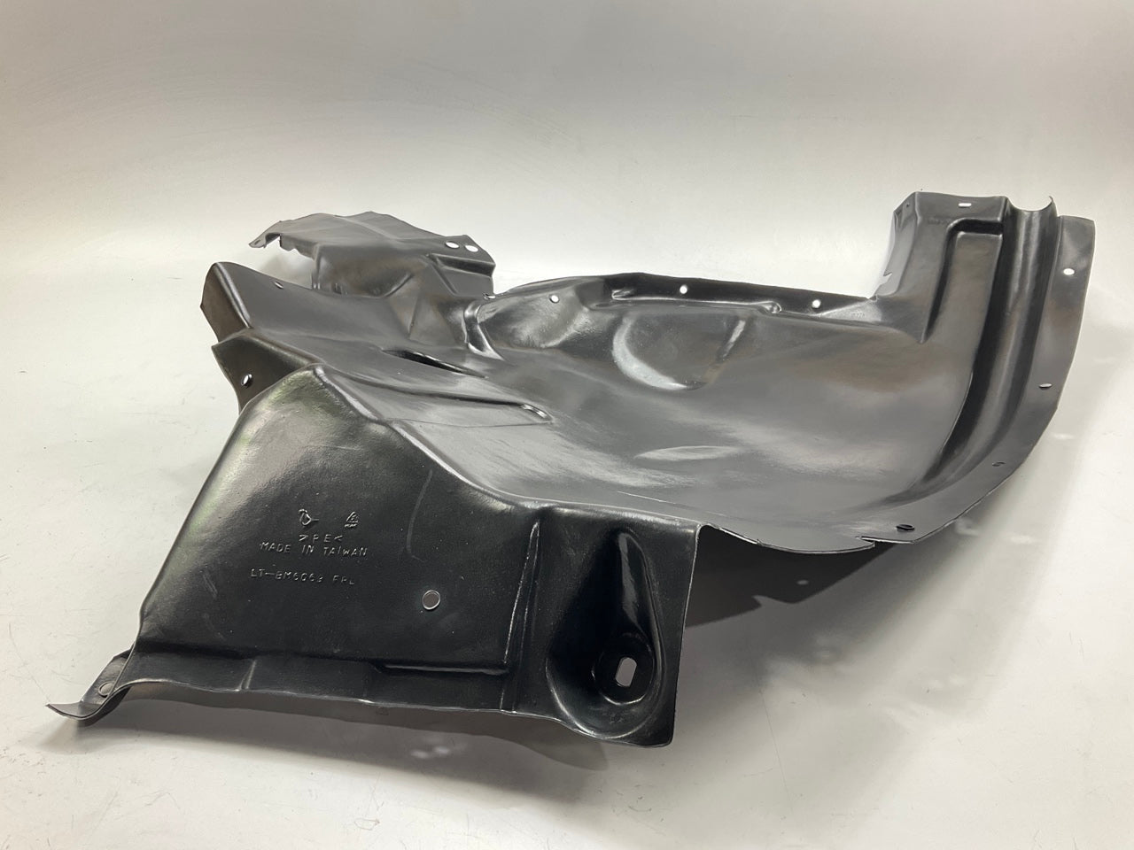 NEW - AFTERMARKET BM1248109 Fender Liner Front Left, Rear 2007-2013 BMW X5