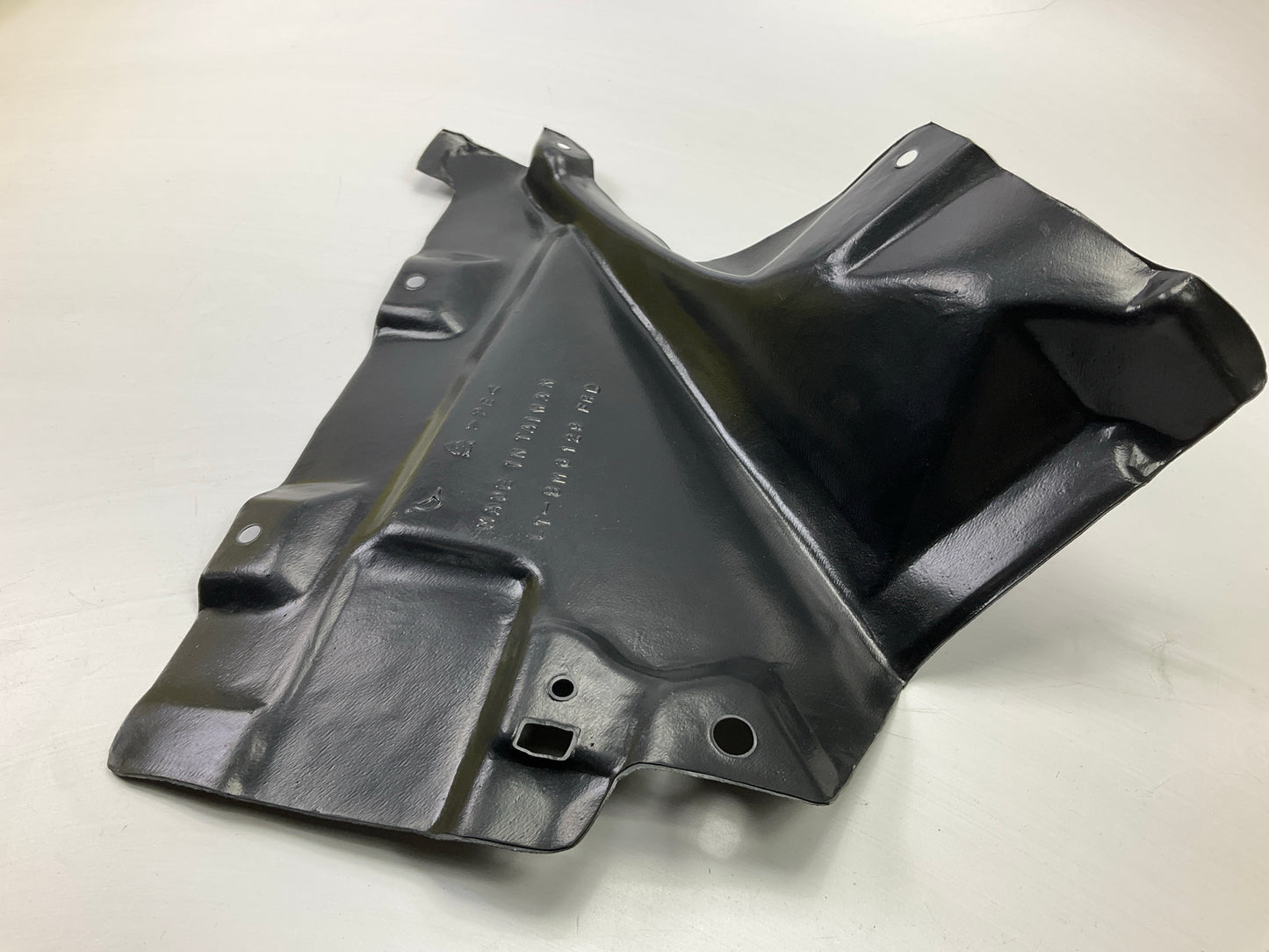 NEW AFTERMARKET - Rear Left Fender Liner Splash Guard BM1248135