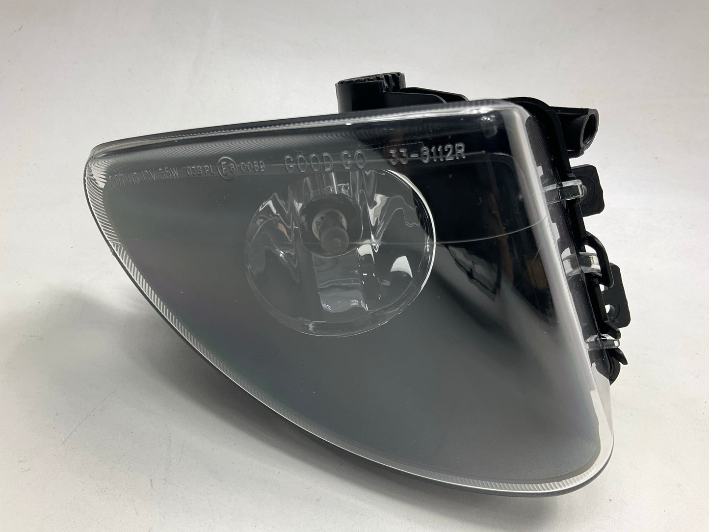 NEW BM2593140 Right Fog Light Lamp - 2011 BMW F10 5 Series