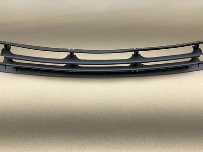 New Aftermarket Front Bumper Cover Grille - 1999-2001 BMW E46 3 Series Sedan