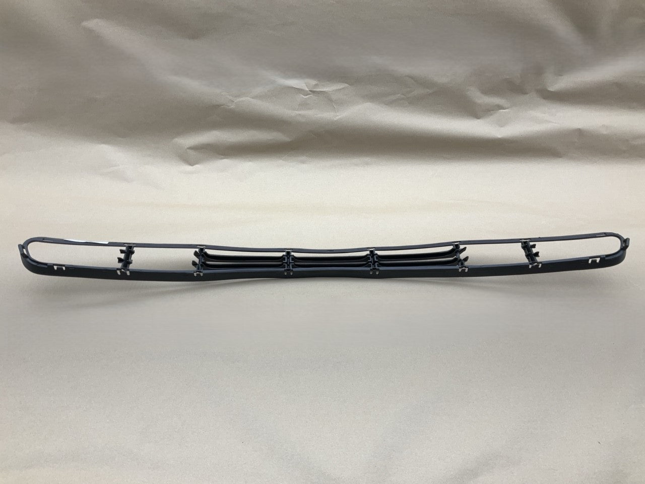 New Aftermarket Front Bumper Cover Grille - 1999-2001 BMW E46 3 Series Sedan