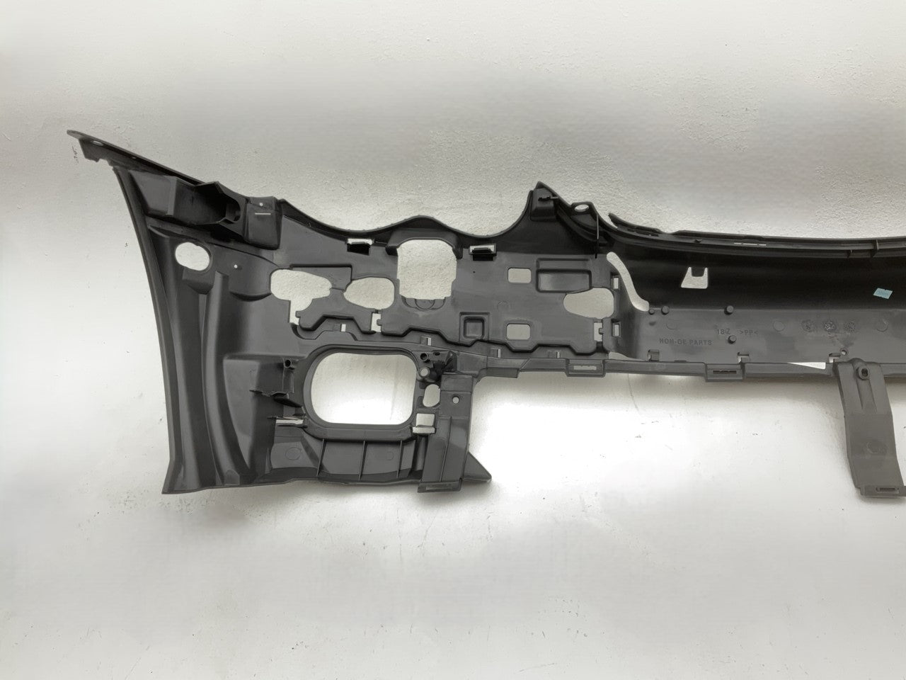 NEW - AFTERMARKET BZ04018EA Front Bumper Impact Absorber - Mercedes W203 W/ AMG