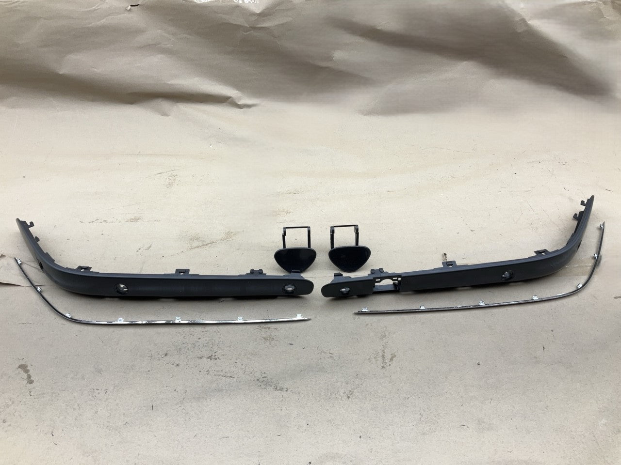 BZ20307EC NEW Aftermarket Front Bumper Cover For 2002-2004 Mercedes Benz C32 AMG